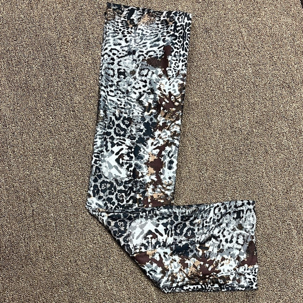 Leopard Print Scarf - Brown and Gray